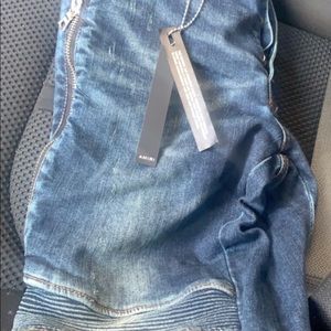 MIKE AMIRI JEANS NEVER WORN